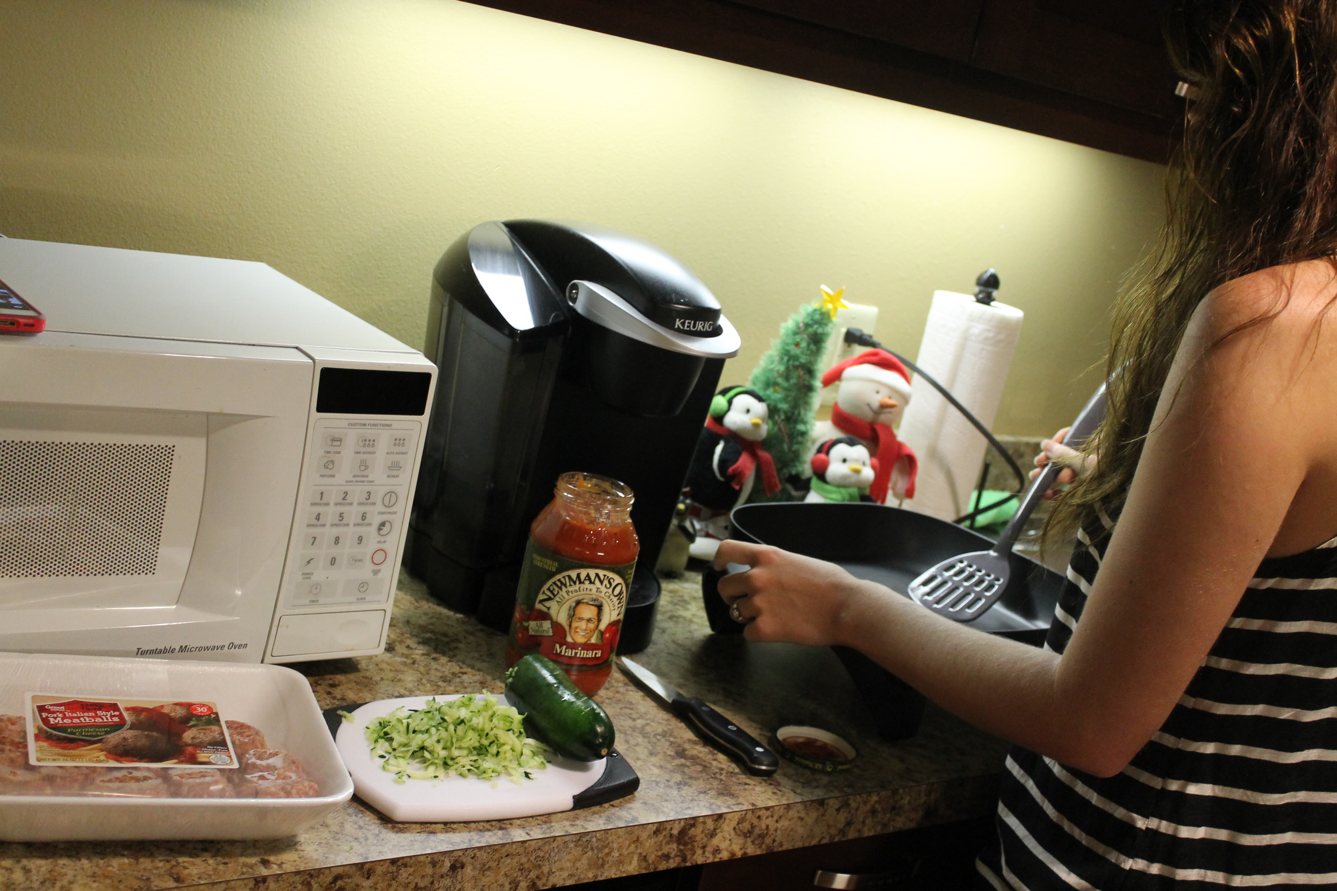 Diners, Drive-Ins, and Dorm Rooms- Cooking in College